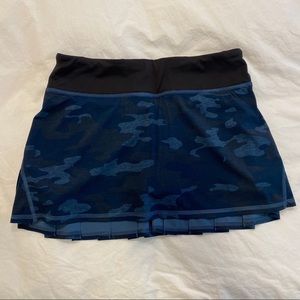 Lululemon Pace Setter Skirt Camo Oil Slick Blue
